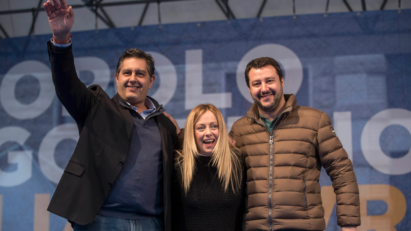 Giovanni Toti, Giorgia Meloni e Matteo Salvini (Lapresse)