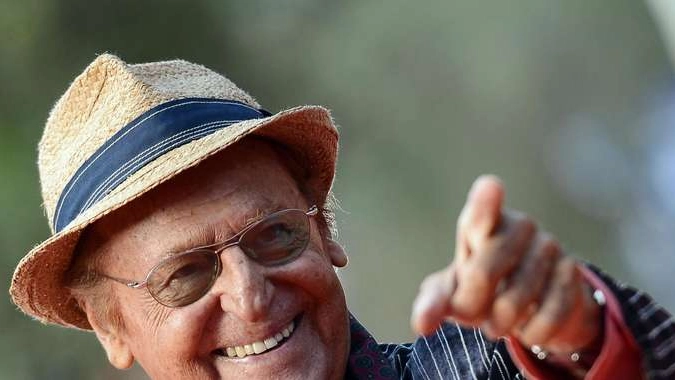 Renzo Arbore, 80 anni a ritmo di swing