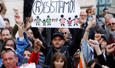 Adozioni, utero in affitto e diritti: cosa è permesso fare in Italia