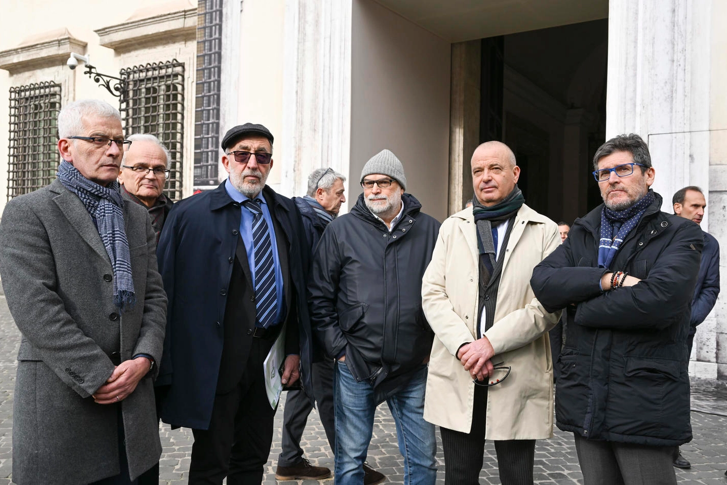 I rappresentanti dei gestori di carburante prima di entrare a Palazzo Chigi (Ansa)