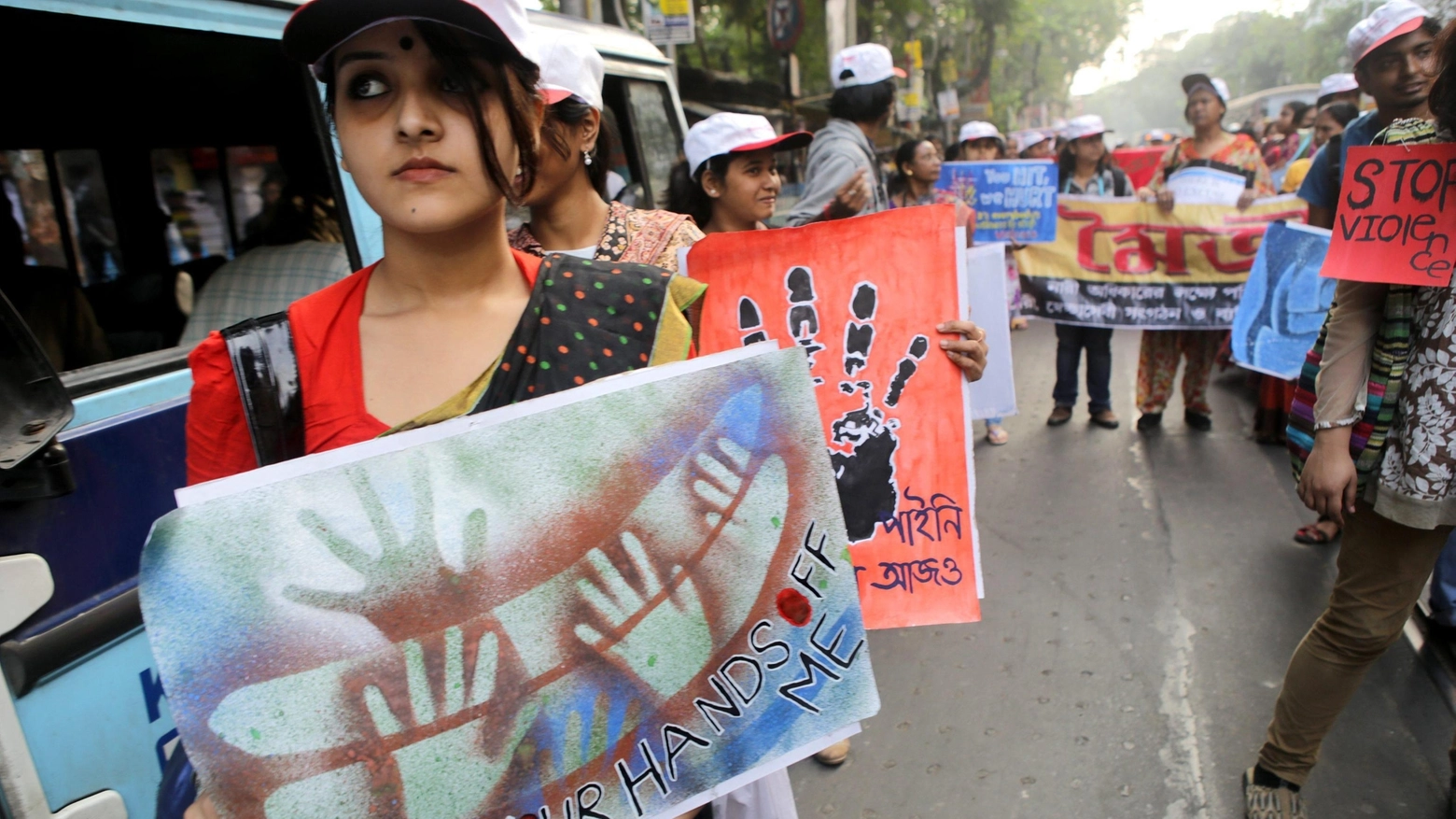 India, protesta contro la violenza sulle donne (Ansa)