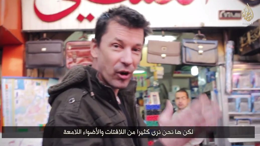 Il reportage di John Cantlie da Mosul: il reporter è ostaggio dell'Isis in Iraq