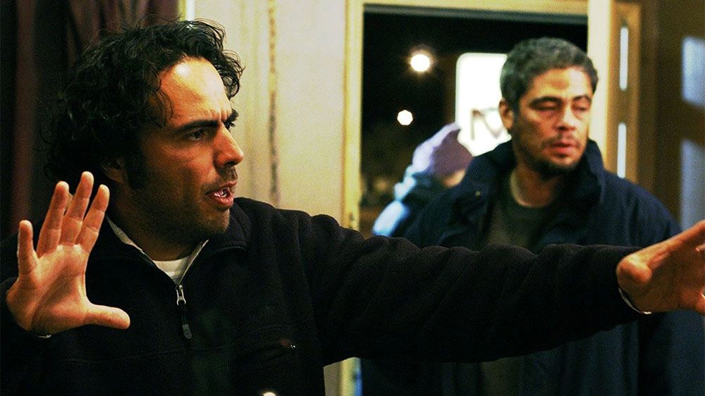 Iñárritu sul set di '21 grammi – Il peso dell'anima' – Foto: Focus Features