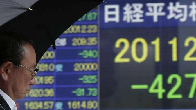 Borsa: a Tokyo l'indice Nikkei chiude a - 4% (ANSA)