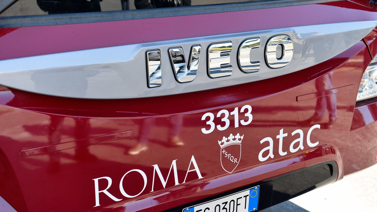Roma, autobus Atac 