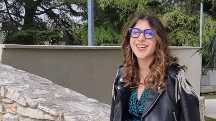Aurora, la ragazza di Bari di 19 anni protagonista del trapianto multiplo di Torino