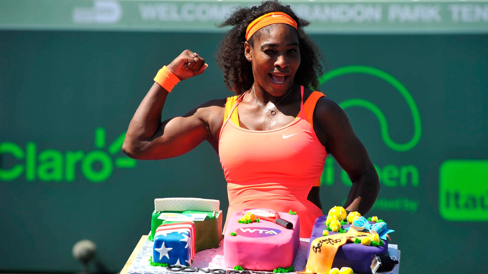 Serena Williams festeggia la 700esima vittoria