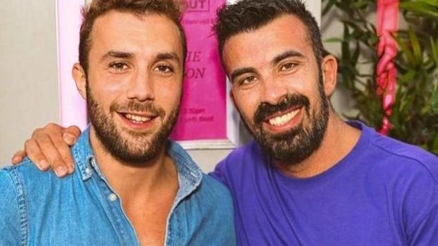 Il ristoratore Alberto Nicoletti, 29 anni, con il collaboratore Vincenzo Mineo di 36