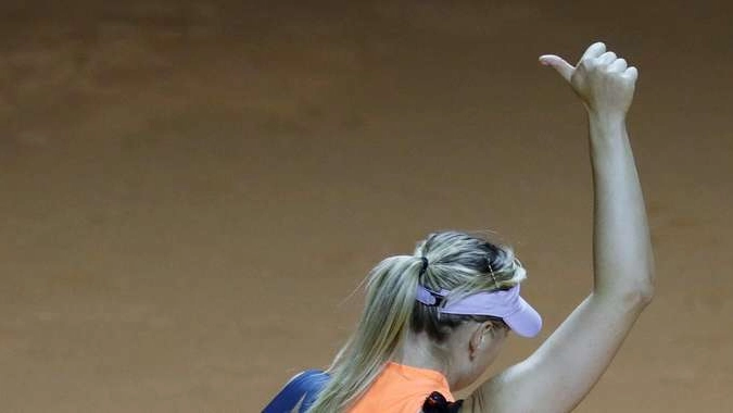 Sharapova battuta, Mladenovic in finale