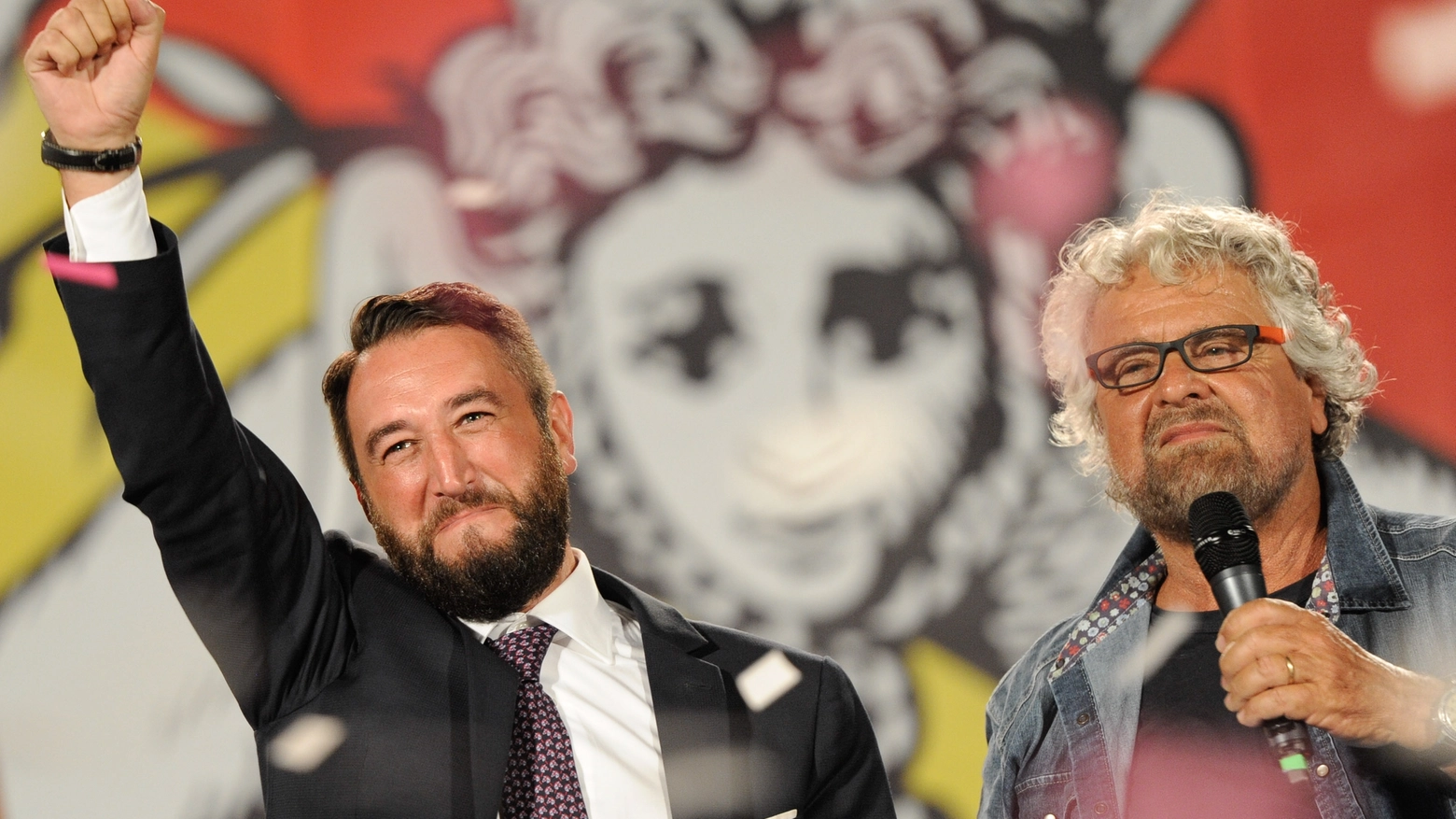 Elezioni Sicilia, Giancarlo Cancelleri e Beppe Grillo (LaPresse)