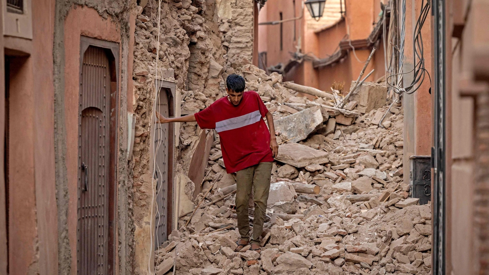 Crolli a Marrakesh dopo il terremoto di magnitudo 6.8 (Ansa)