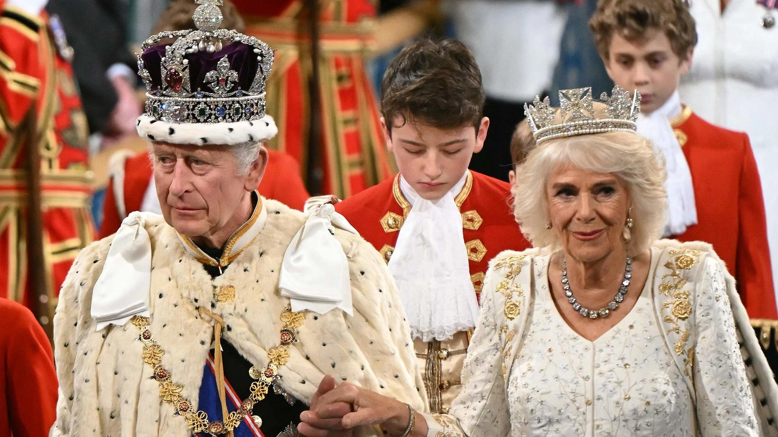Re Carlo con la regina Camilla: il 14 novembre il sovrano compirà 75 anni