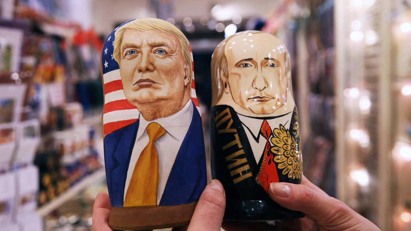 Mosca, le matrioske di Trump e Putin (Olycom)