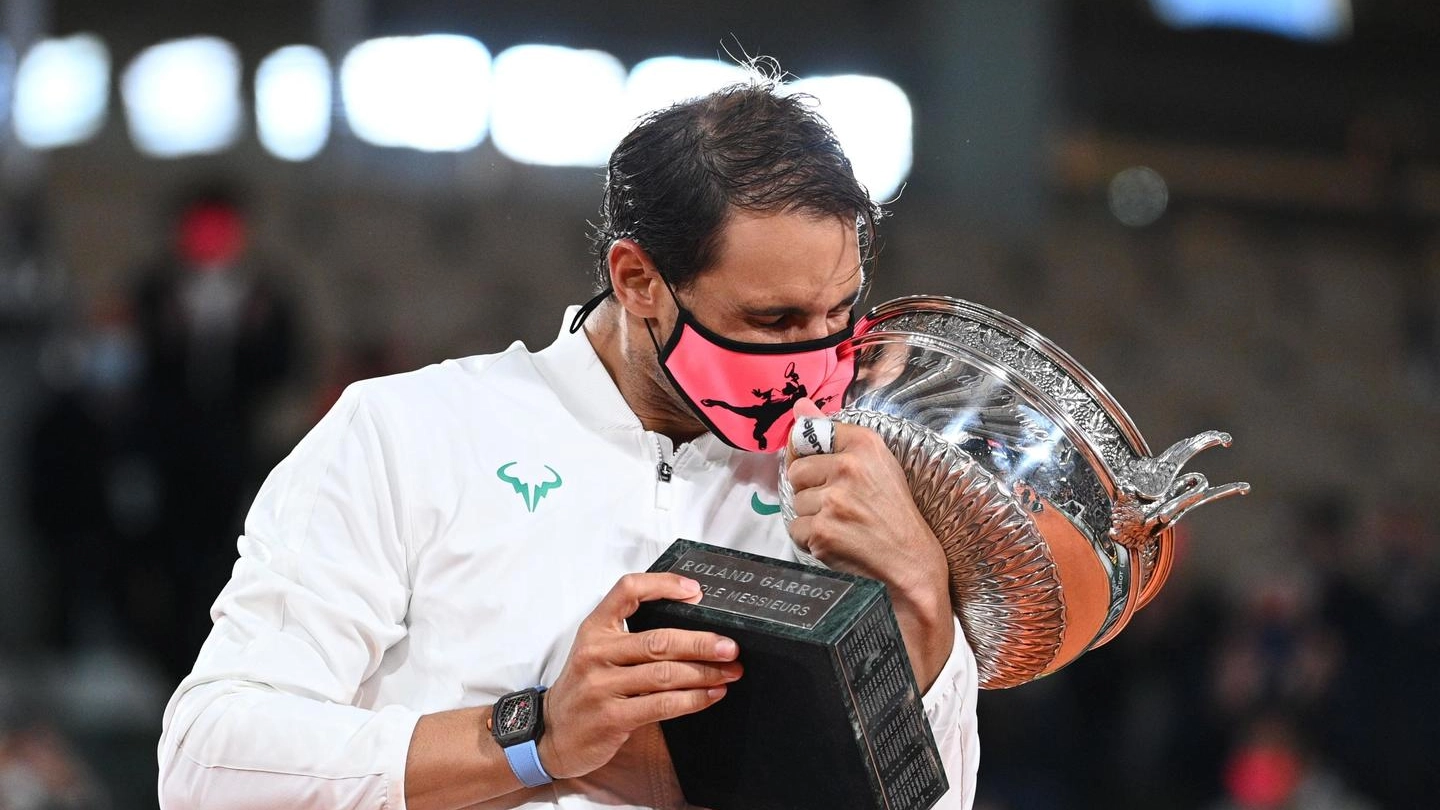 Rafael Nadal ha vinto per la tredicesima volta il Roland Garros (Ansa)