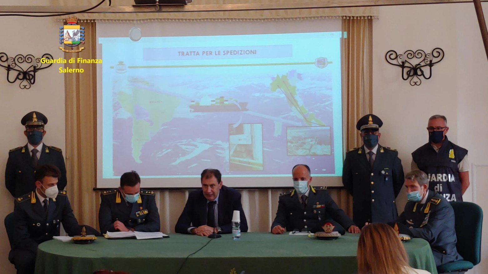 Conferenza stampa della Guardia di Finanza di Salerno