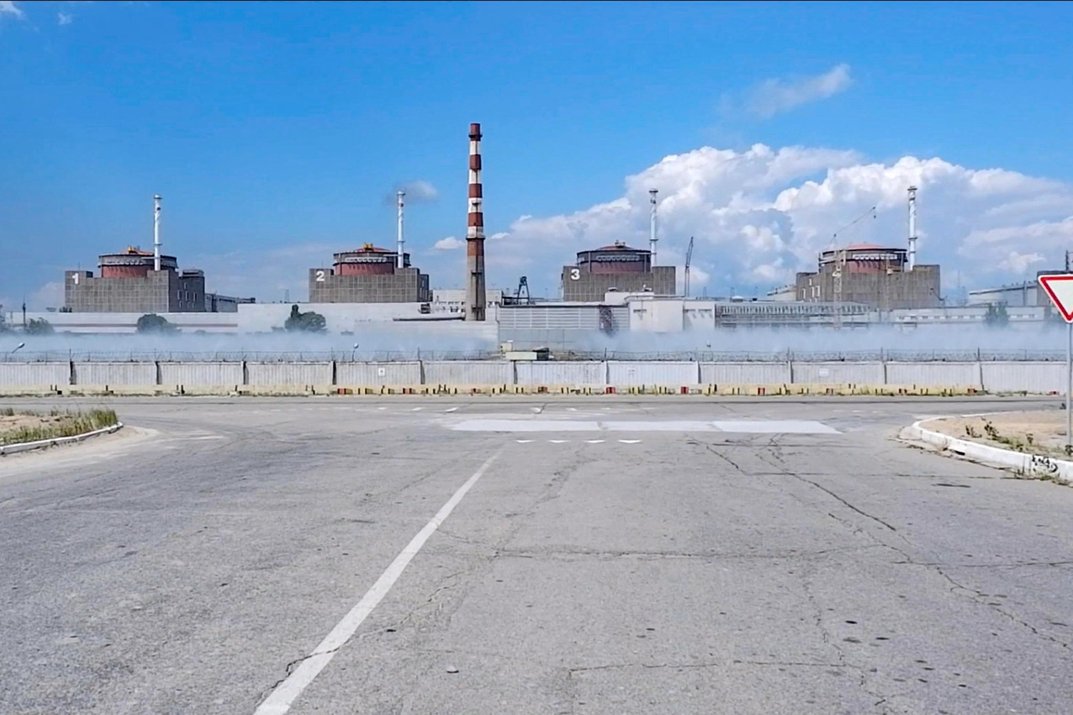 La centrale nucleare di Zaporizhzhia, agosto 2022 (Ansa)