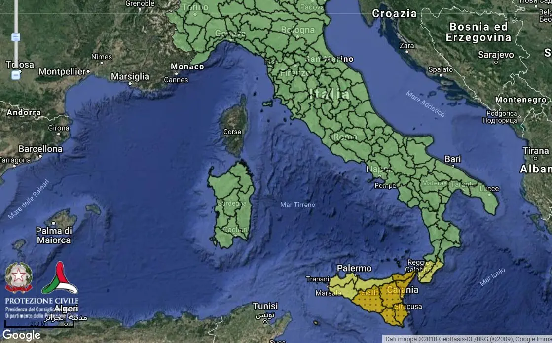 Previsioni meteo, Italia divisa in due: allerta nubifragi al Sud, 25° al Centro Nord