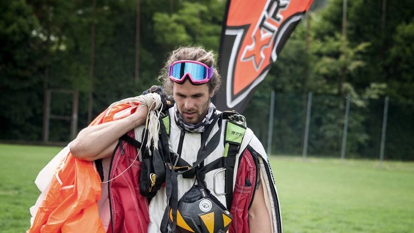 Il base jumper Marco Milanese