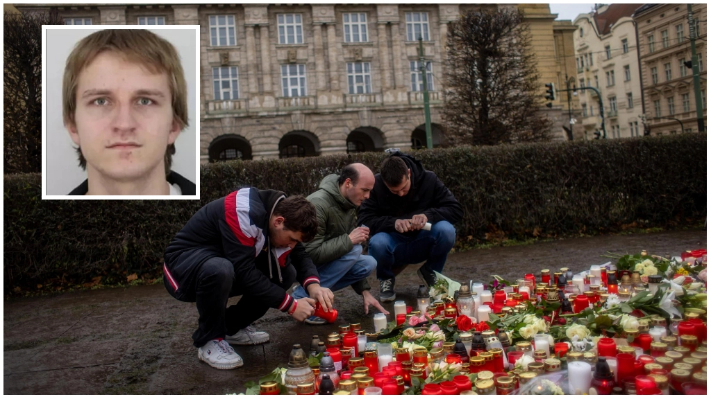 Fiori e candele dopo la strage all'università di Praga, nel riquadro il killer David Kozak (Ansa)