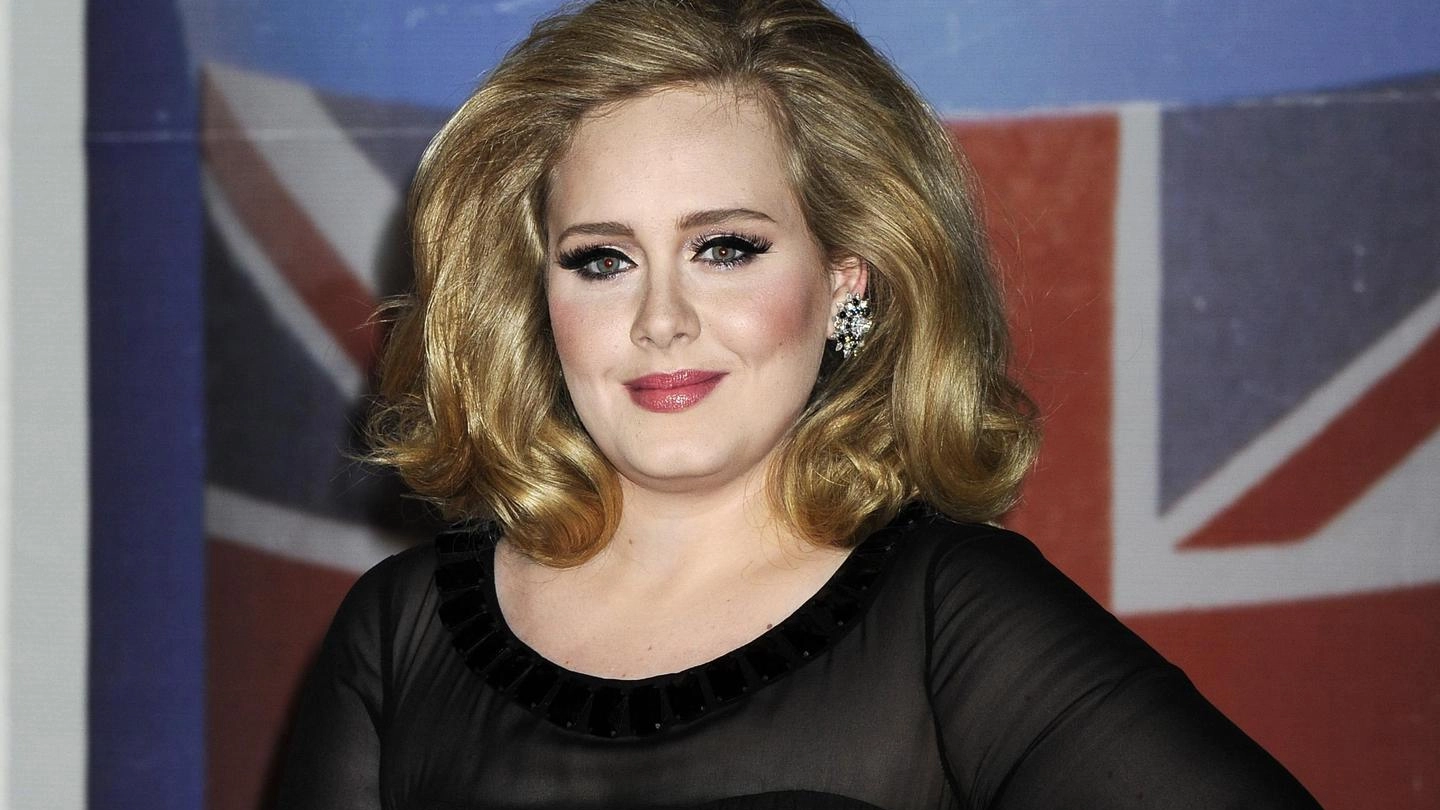 Adele in una foto d'archivio (Ansa)