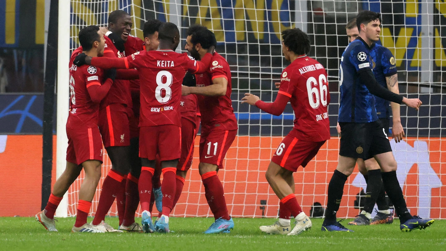 L'esultanza dei Reds dopo il 2-0 di Salah (Ansa)