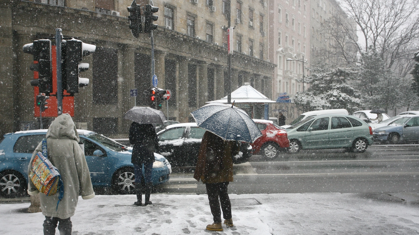 Previsioni meteo, ipotesi neve anche in pianura (foto archivio iStock)