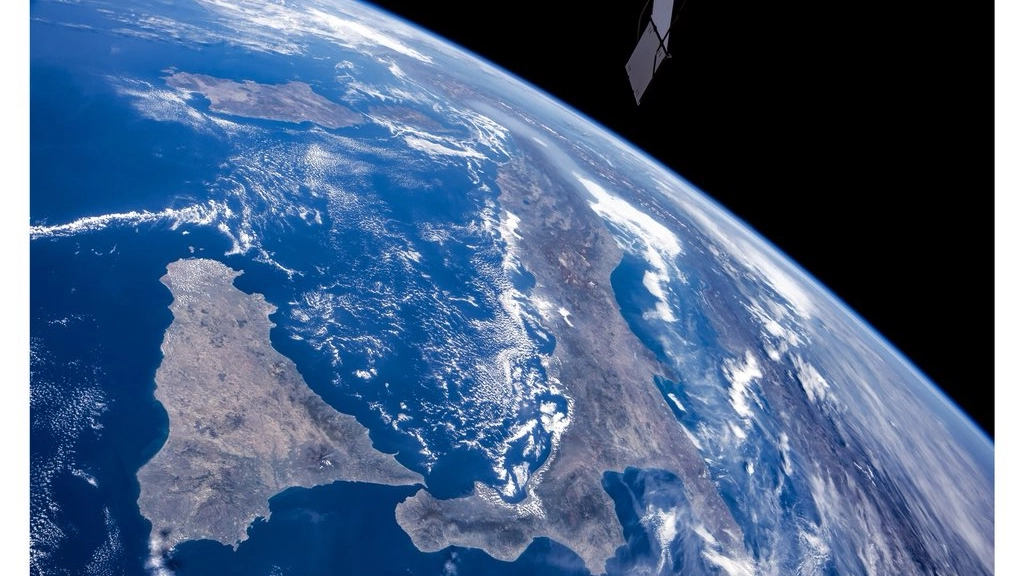 L'Italia vista dallo spazio