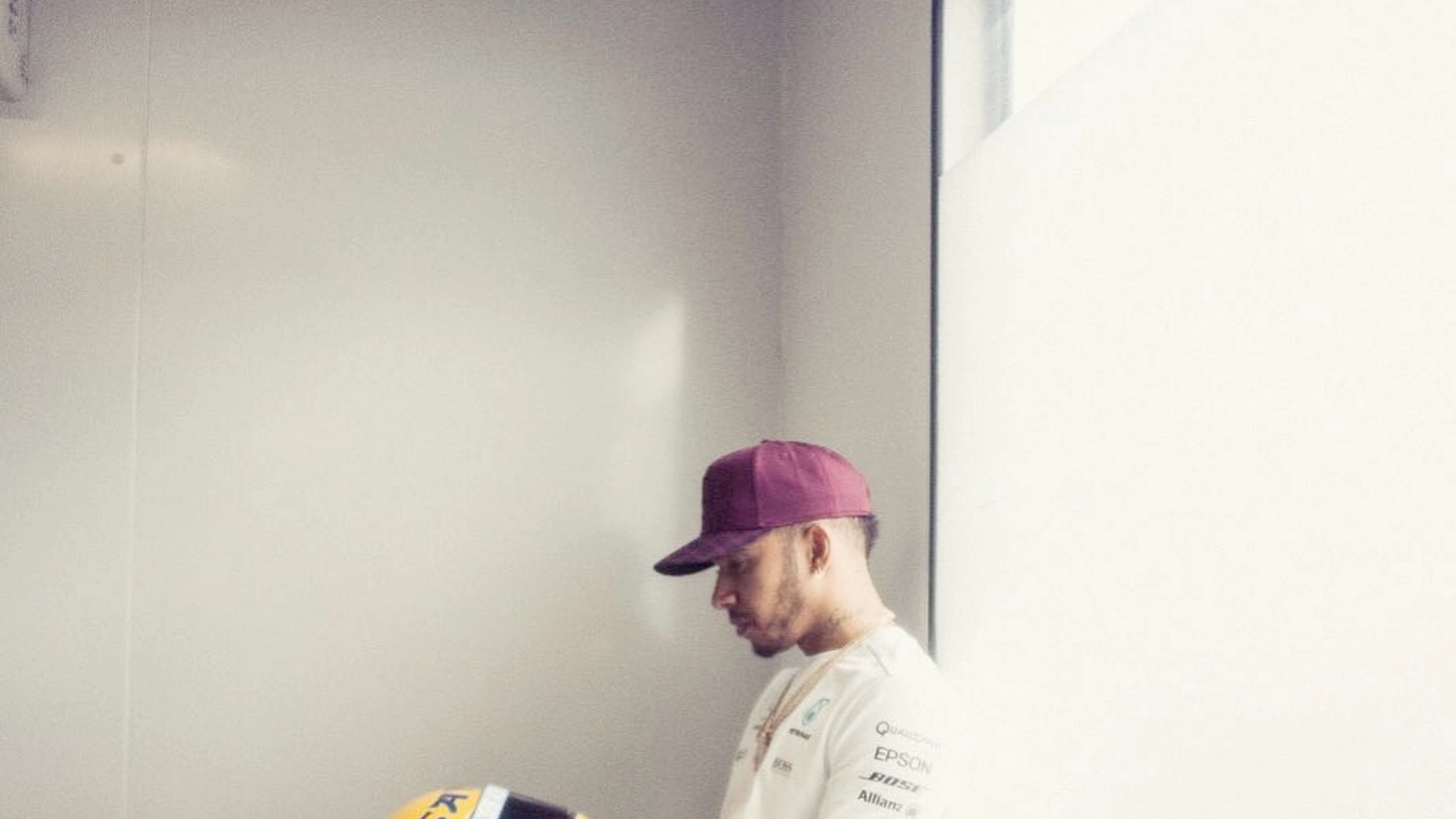 F1, gli orari del Gp di Azerbaijan a Baku. Nella foto Lewis Hamilton (LaPresse/Instagram)