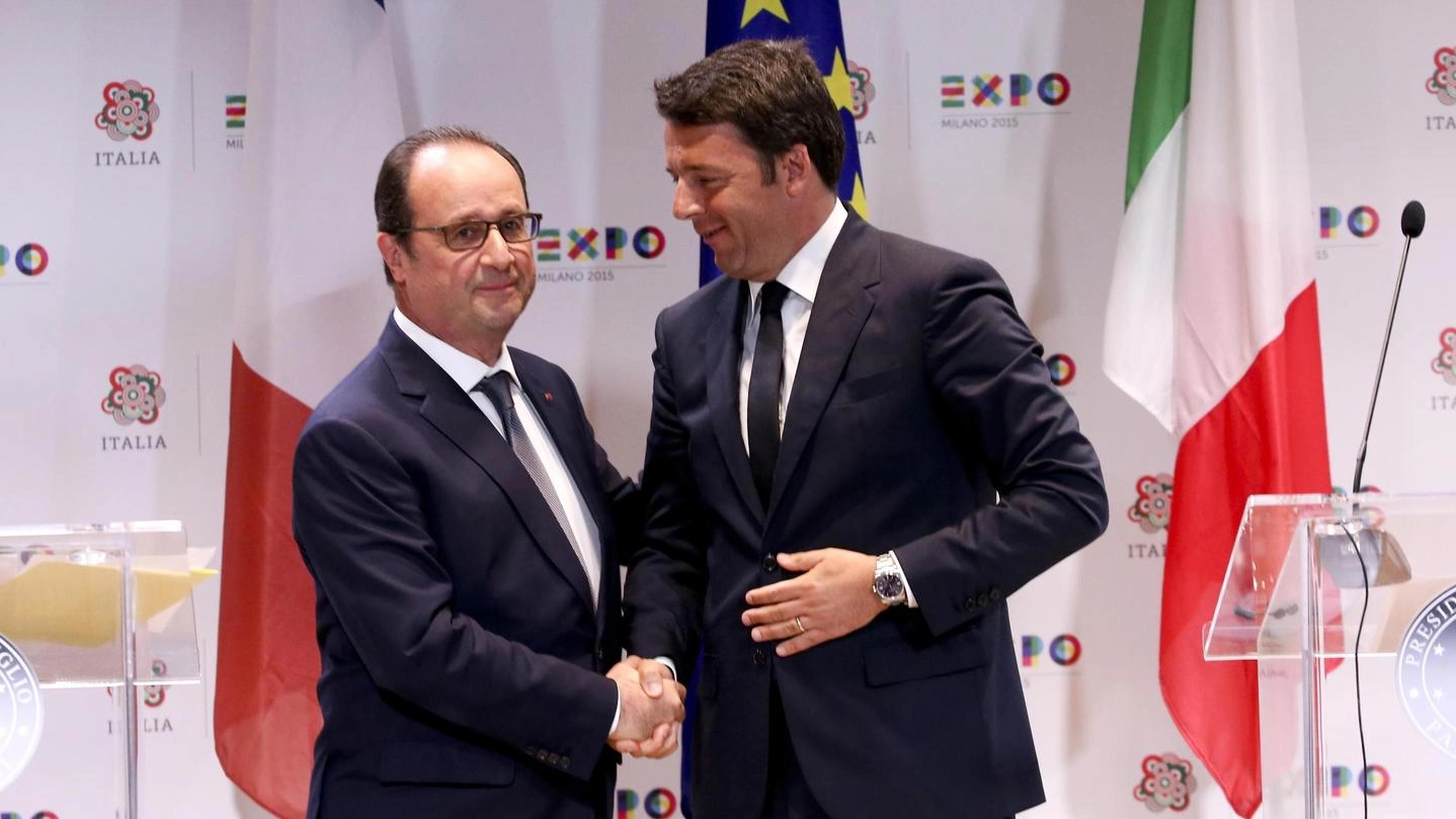 Il presidente francese Francois Hollande e il premier Matteo Renzi nel giugno scorso