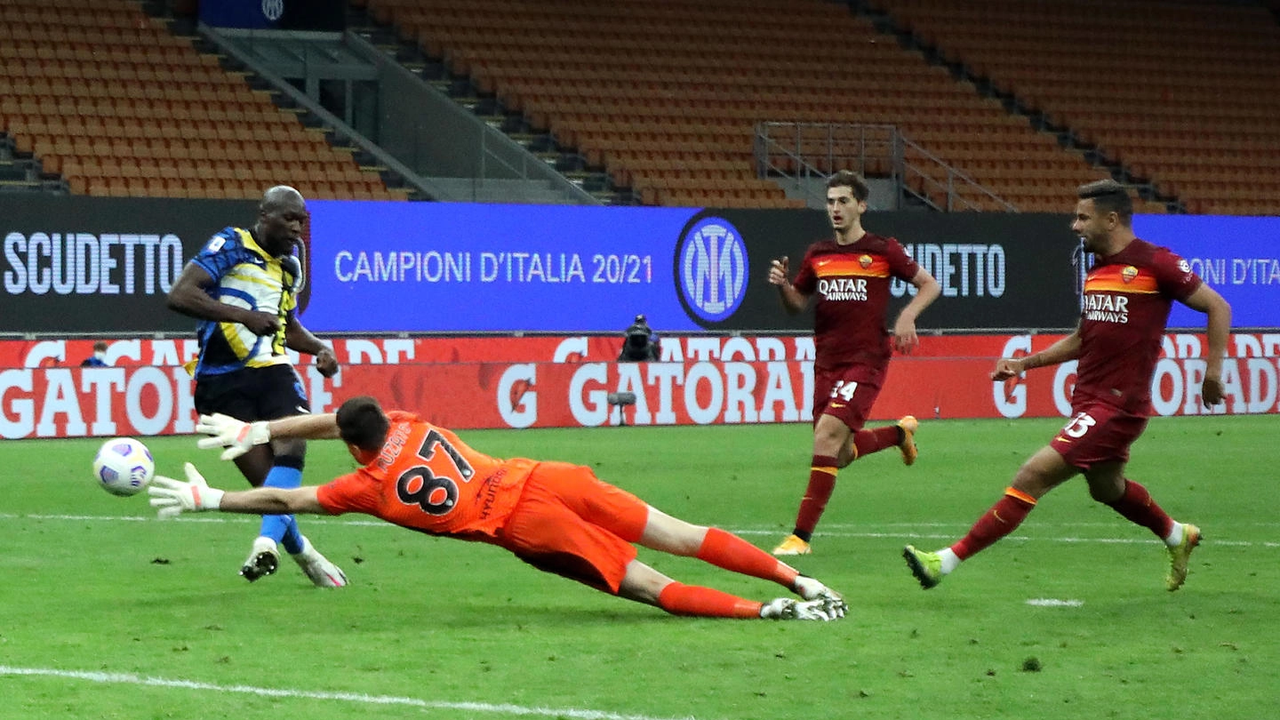 Inter-Roma, il gol del 3-1 di Romelu Lukaku (Ansa)