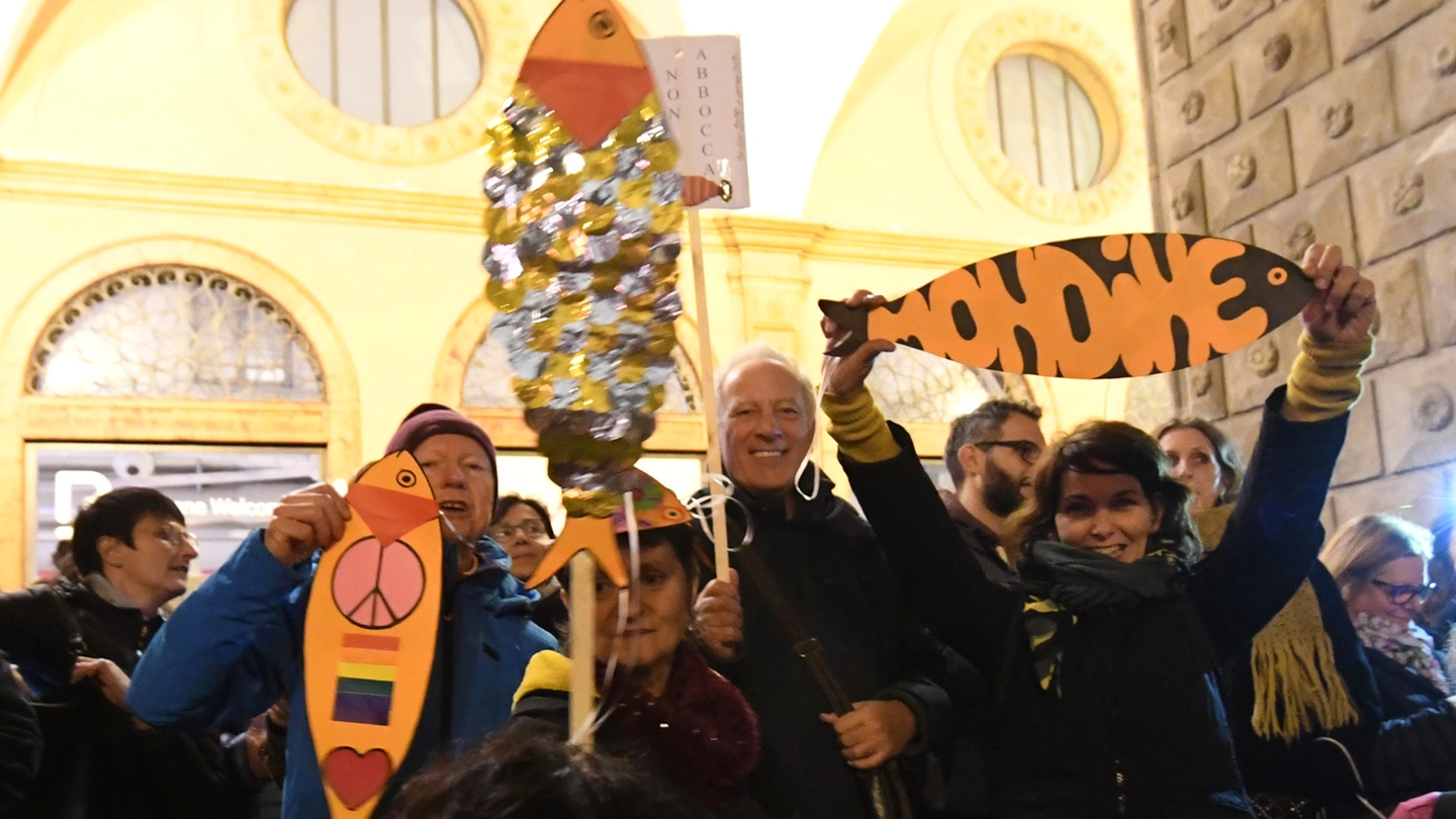 Bologna, la piazza delle sardine contro Salvini (Fotoschicchi)
