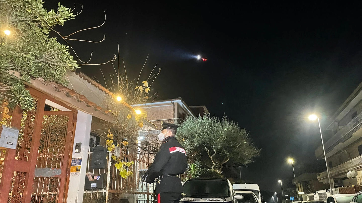 Blitz antidroga dei carabinieri di Roma