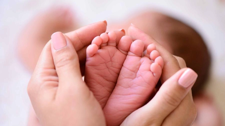 Neonato, paternità e maternità. Foto generica (iStock)