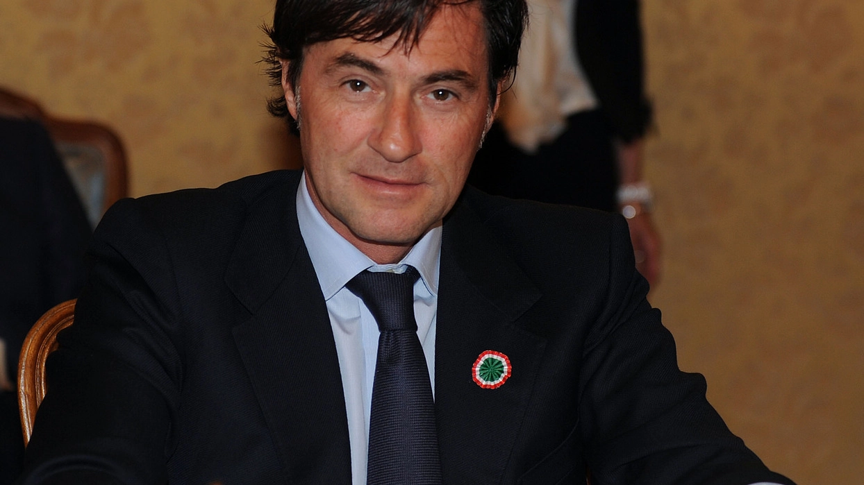 L'ex presidente del Consiglio regionale della Sicilia Francesco Cascio (Ansa)