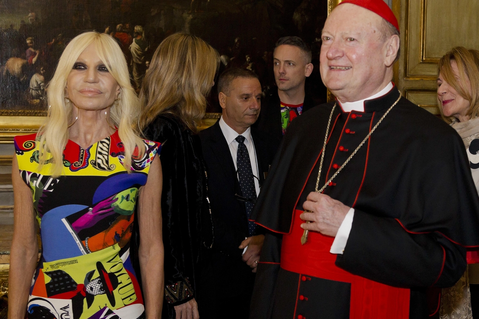 Il cardinale Gianfranco Ravasi e la stilista Donatella Versace (Ansa)