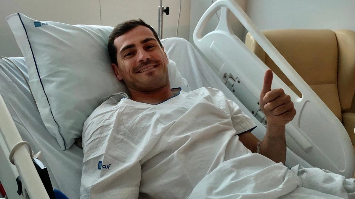 Casillas twitta dall'ospedale: "Grande spavento ma è tutto sotto controllo" 