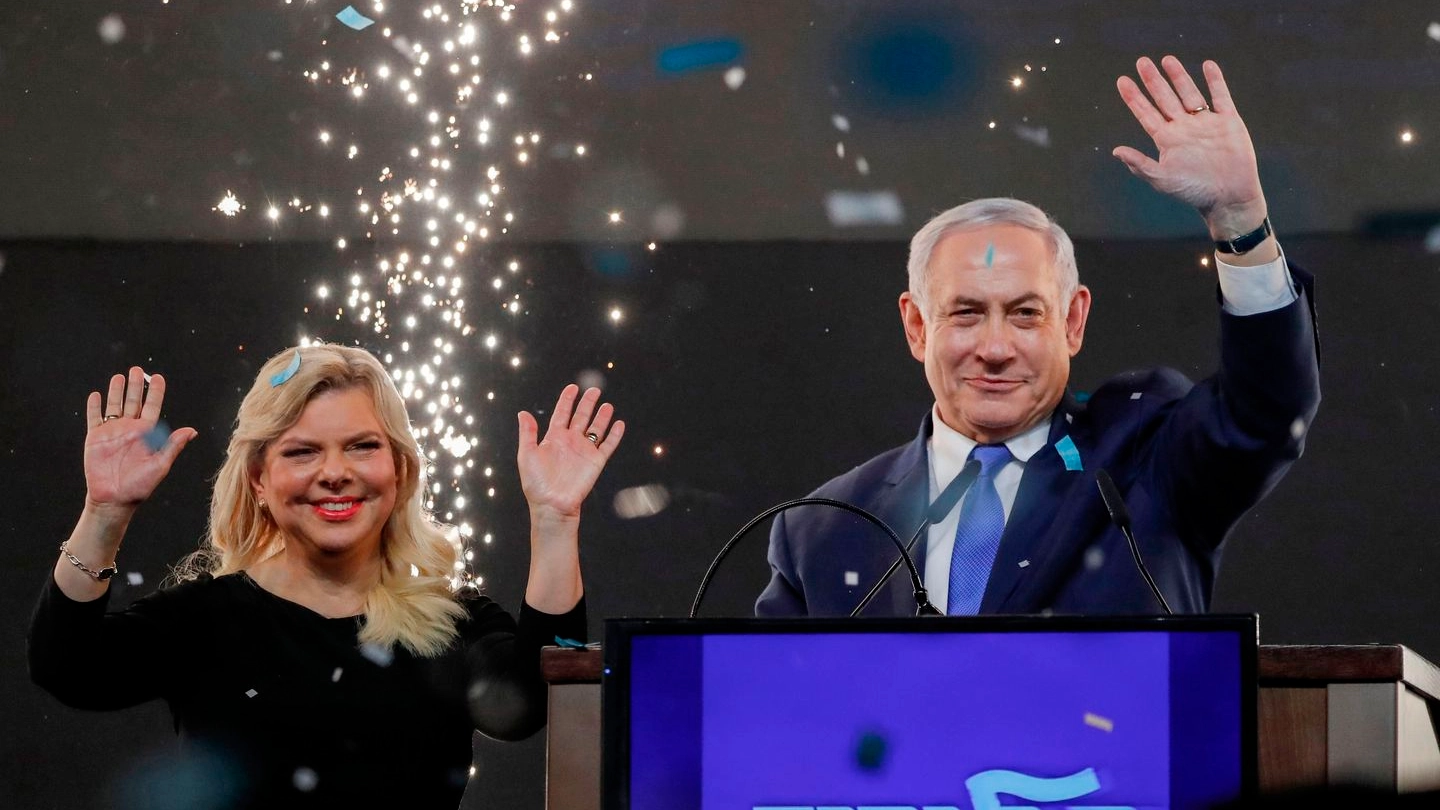 Netanyahu e signora (Afp Lapresse)