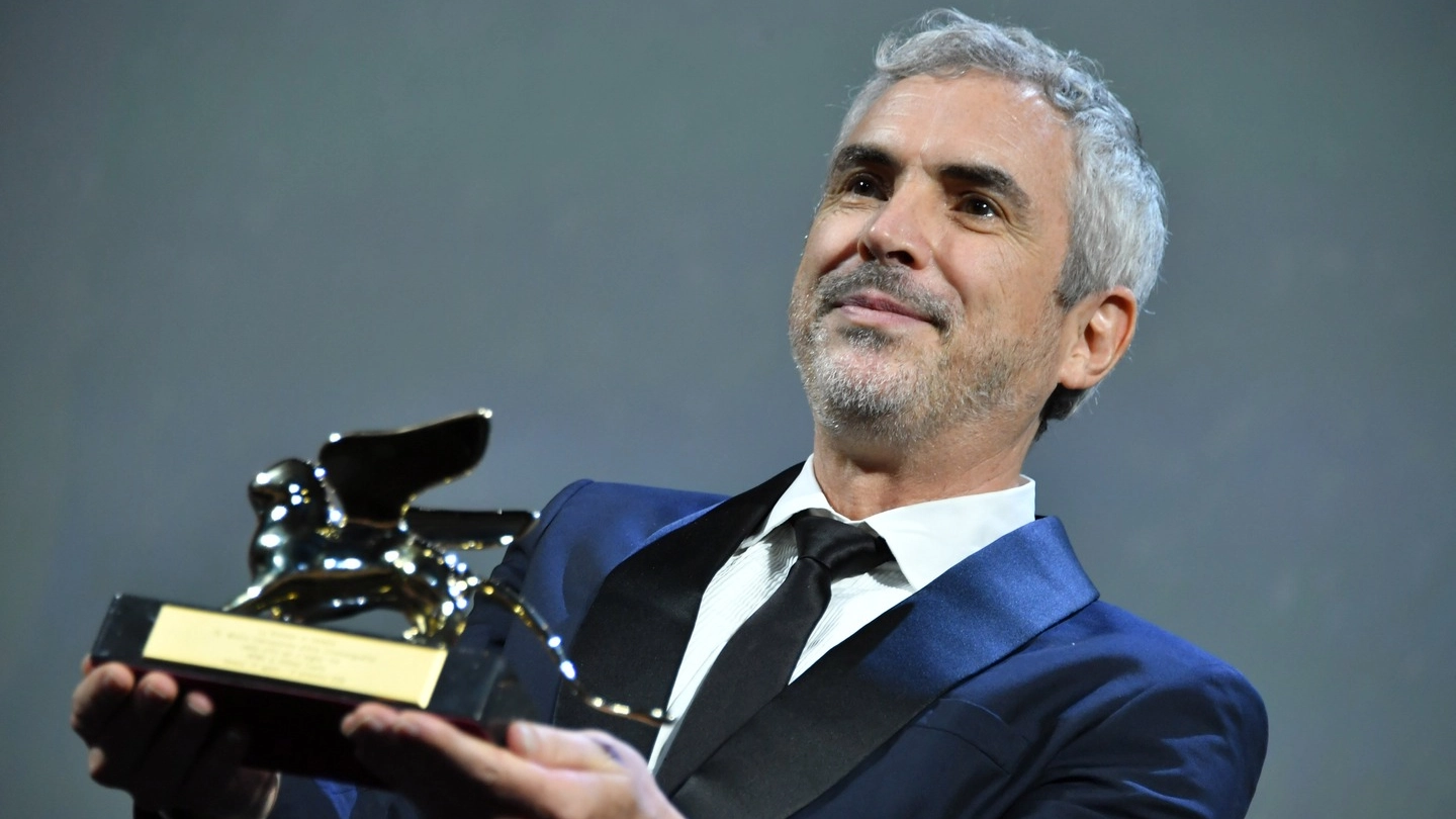 Alfonso Cuaron vince il Leone d'Oro a Venezia (Lapresse)