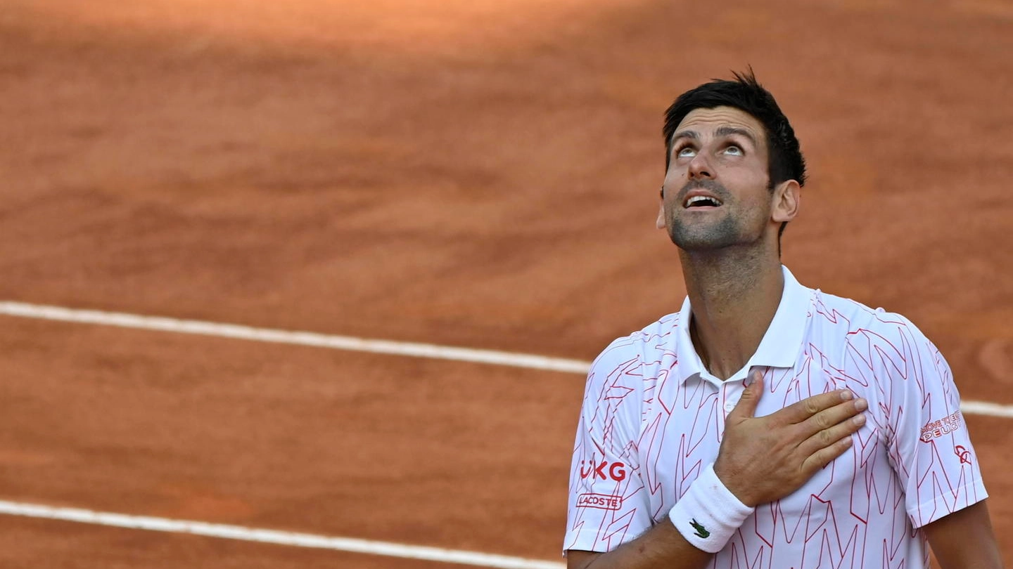 Novak Djokovic conquista la finale degli Internazionali d'Italia (Ansa)