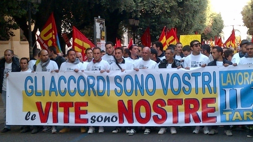 Manifestazione dei lavoratori dell'ex Ilva di Taranto