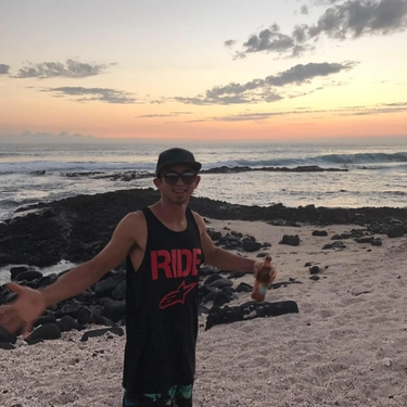 Jason Carter “ucciso da uno squalo” alle Hawaii: perché è il periodo degli attacchi