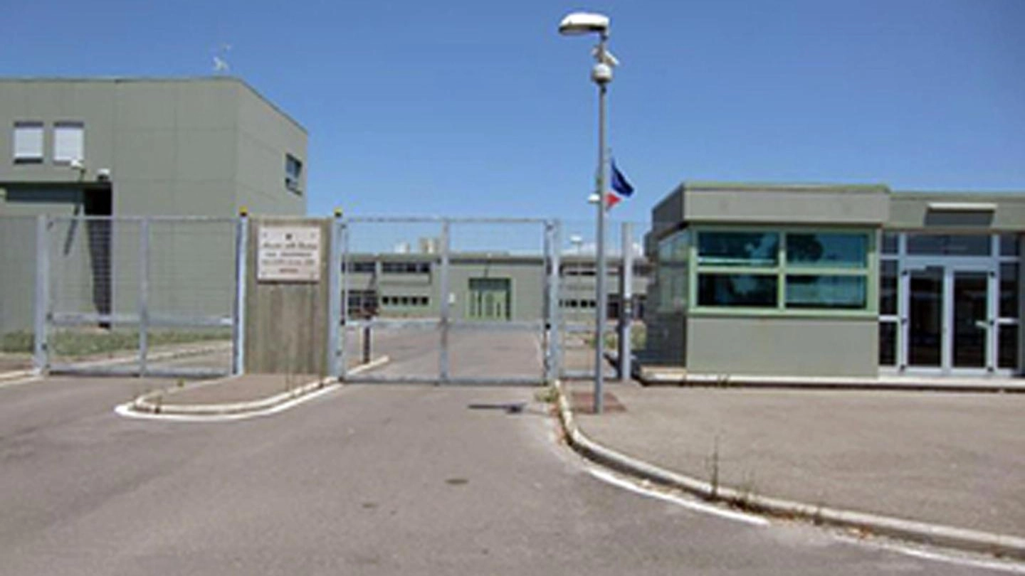 Una veduta esterna del carcere di Oristano (Ansa)