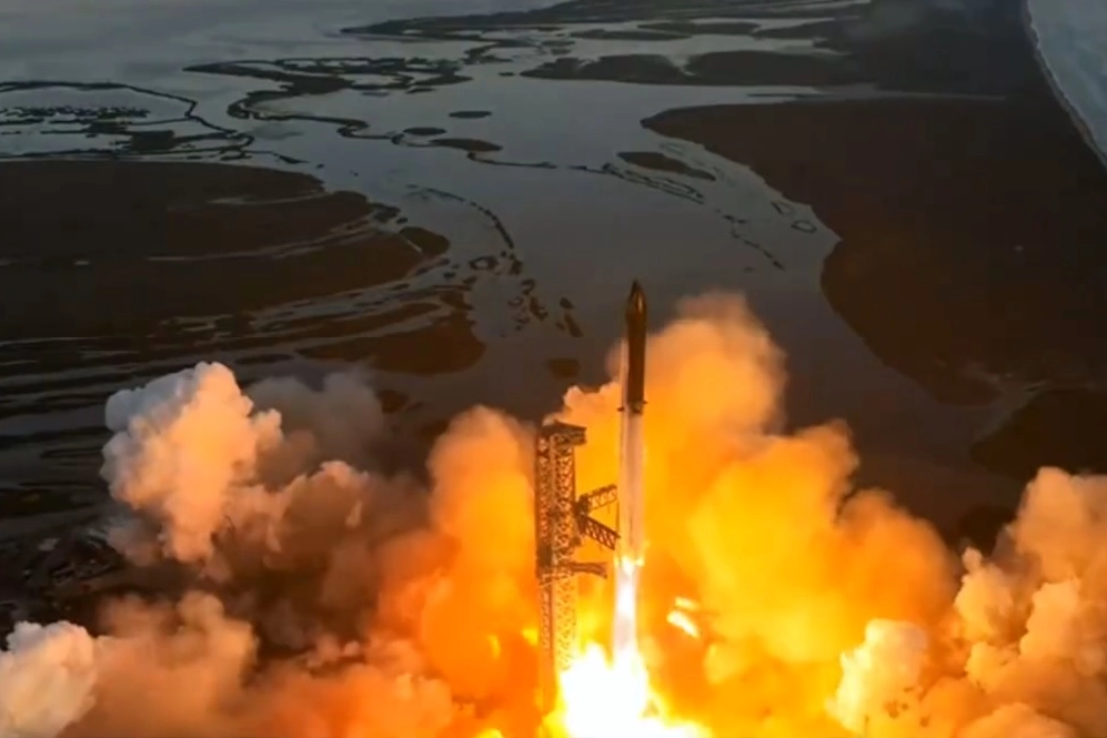 Il lancio del razzo Starship di SpaceX