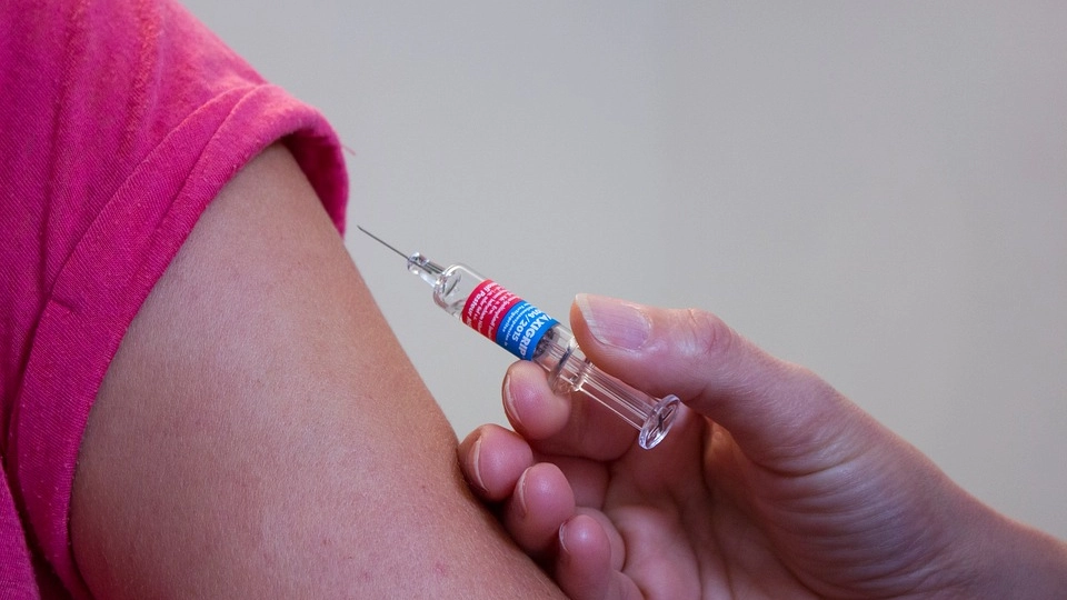 Vaccini, foto generica (Dire)