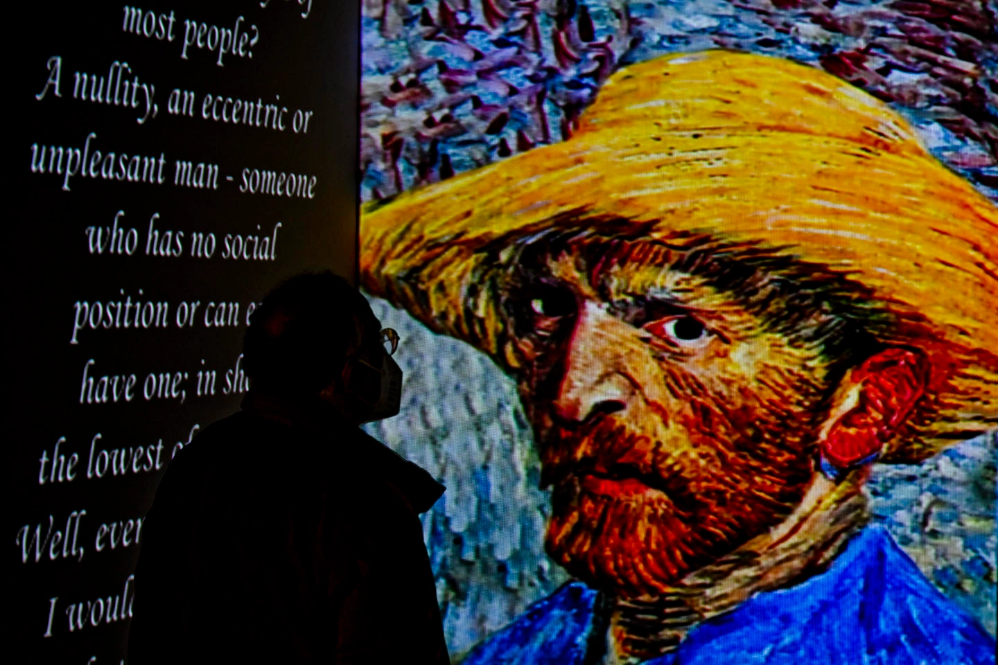 La mostra "Van Gogh Multimedia e la Stanza Segreta" a Palazzo Fondi a Napoli