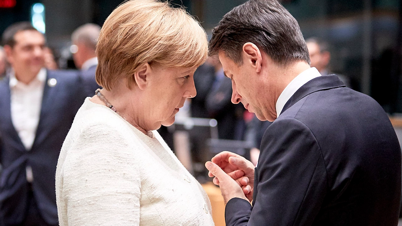 Il premier Conte a Bruxelles con Angela Merkel (Imagoeconomica)