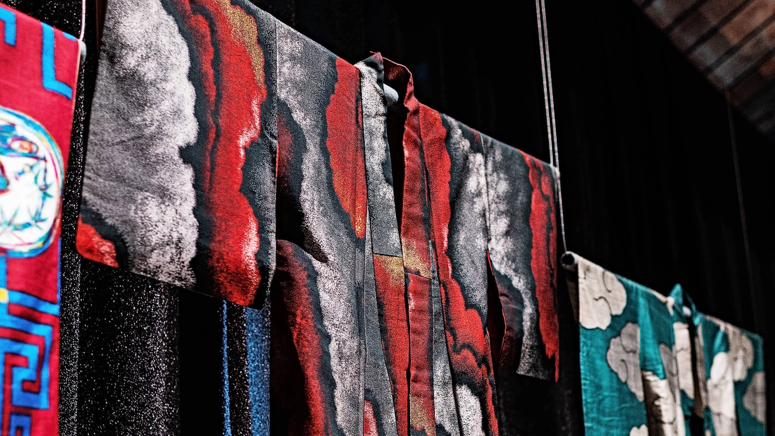 “Kimono - Riflessi d’arte tra Giappone e Occidente” è il titolo della nuova mostra organizzata dal Museo del Tessuto di Prato