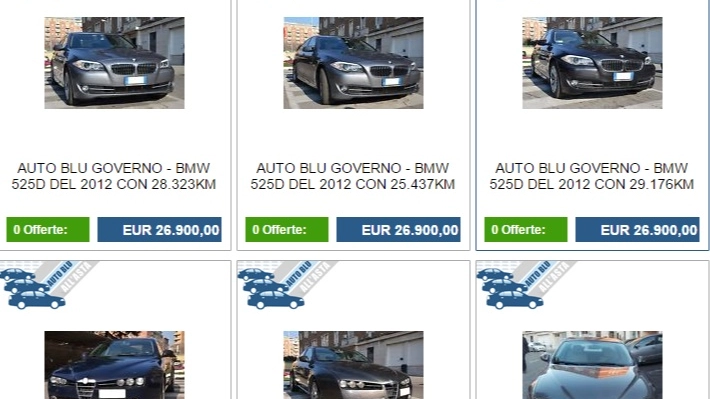 Le auto blu in vendita su eBay (Dire)