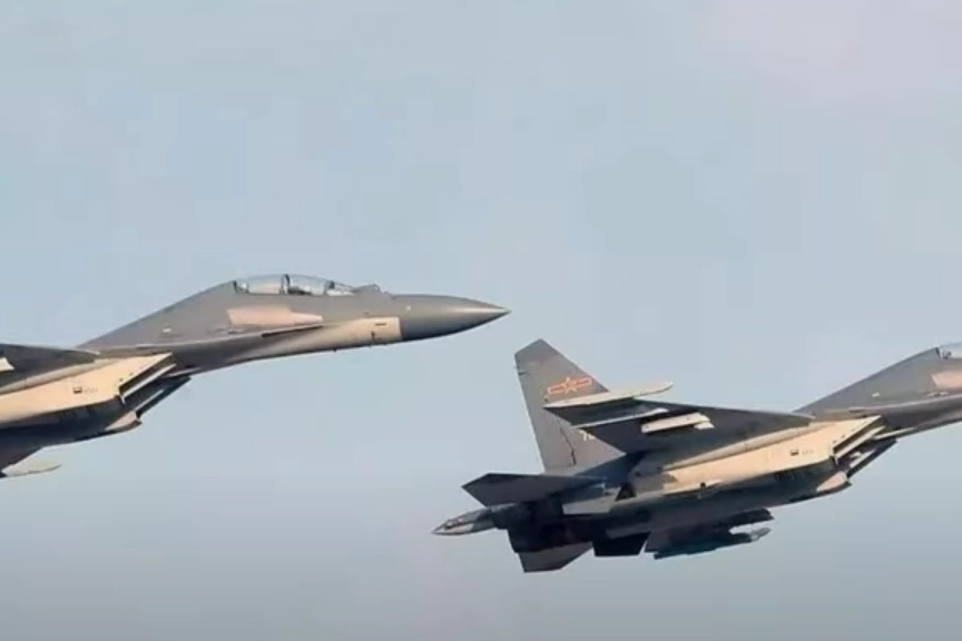 Il caccia da combattimento cinese  Shenyang J-16