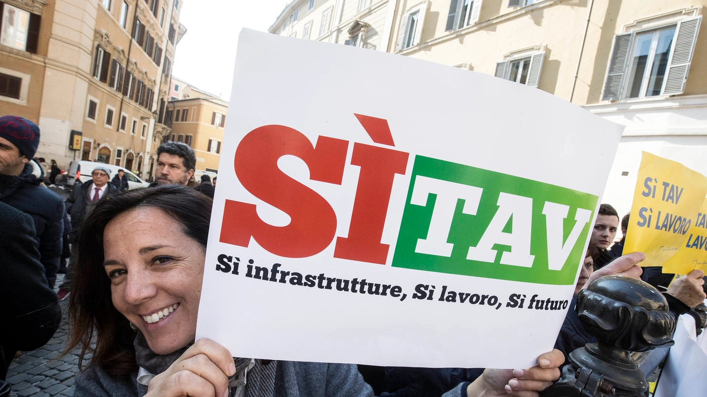 Una manifestazione a favore della Tav Torino-Lione (ImagoE)